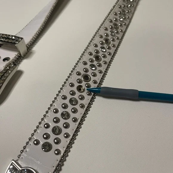 Elegant White Studded Belt with Silver Accents - Picture 6 of 8